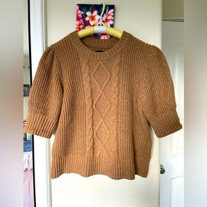 Thick knit cable sweater, short sleeves